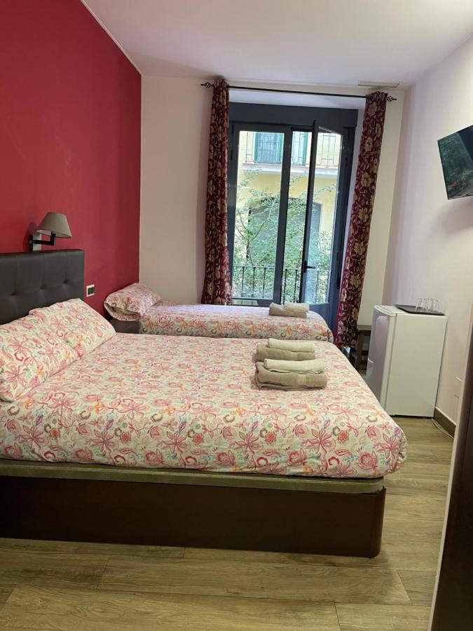 Hostal Corazon De Madrid Exterior photo